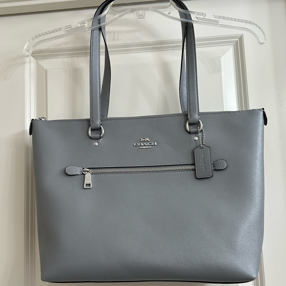 Coach Gray Leather Tote with Structured Design